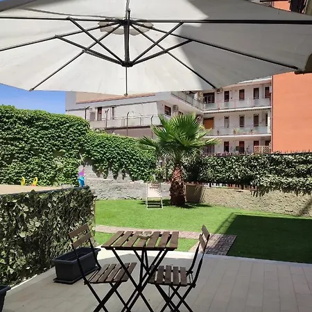 Apartment Incantevole Con Parcheggio E Giardino
